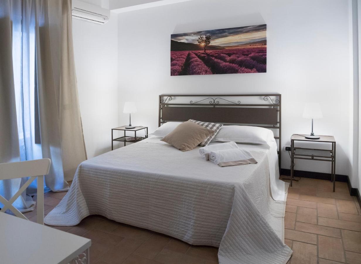 Domus Giuliae Hotel Trecastagni Buitenkant foto