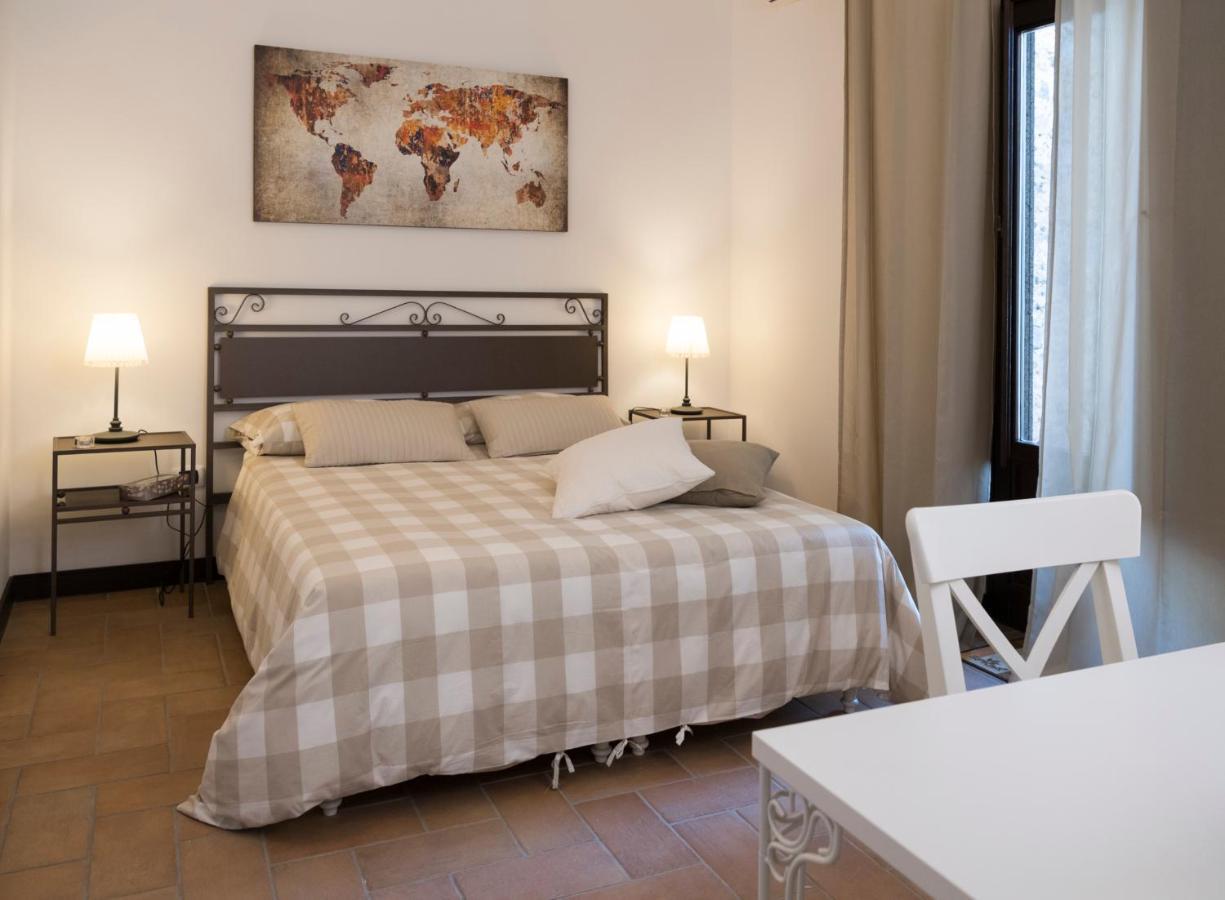 Domus Giuliae Hotel Trecastagni Buitenkant foto