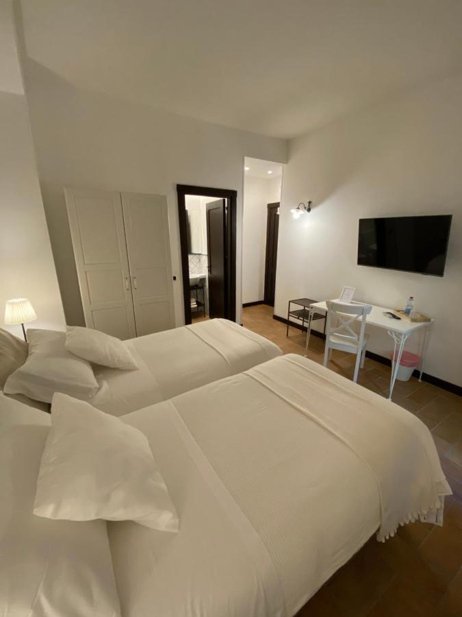 Domus Giuliae Hotel Trecastagni Buitenkant foto