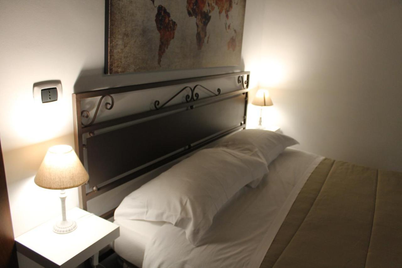 Domus Giuliae Hotel Trecastagni Buitenkant foto